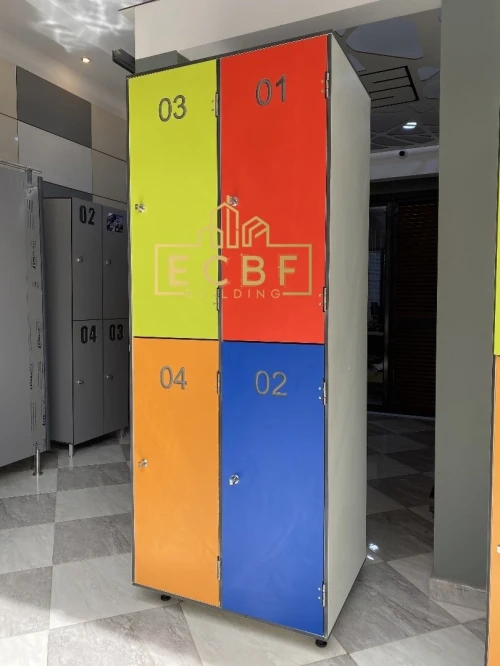 Banc vestiaires et cabines sanitaire et casiers vestiaires