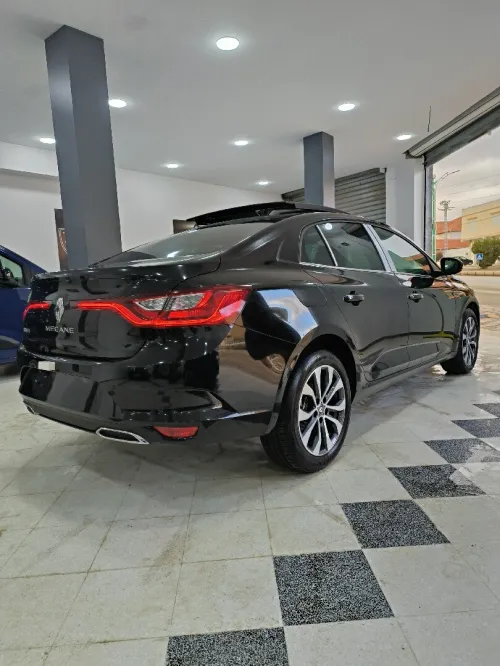 Renault Megane 4  2024 Itens