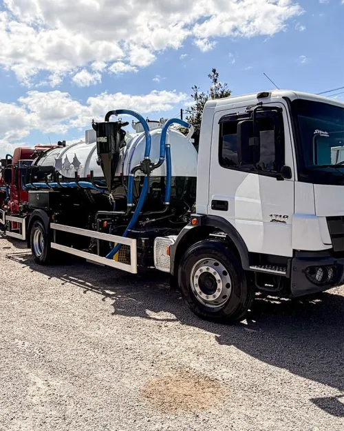 Camion débouchage canalisation vidange nettoyage 24h 24h