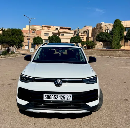 Volkswagen THARU XR 2025 