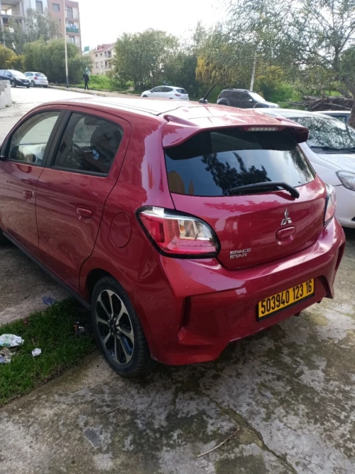 Mitsubishi Mirage 2023 Space star
