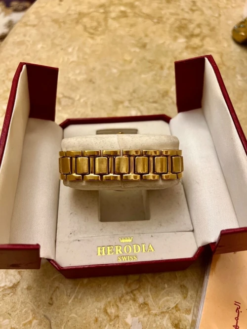Montre en or 18 k / 75 gramme collection limited