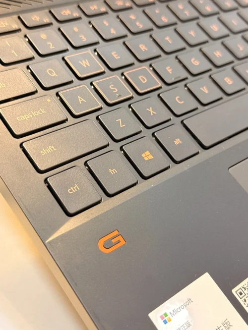 Dell Gaming G15 5510 / i5-10500H / RTX 3050 4GB / 16GB RAM / 512GB SSD