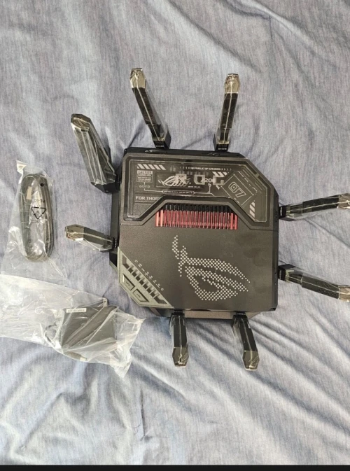 Router ASUS ROG Rapture GT-BE 98 wifi 7