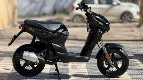 MBK stunt Yamaha 2016