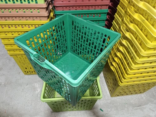 Chariot en plastique grand modèle