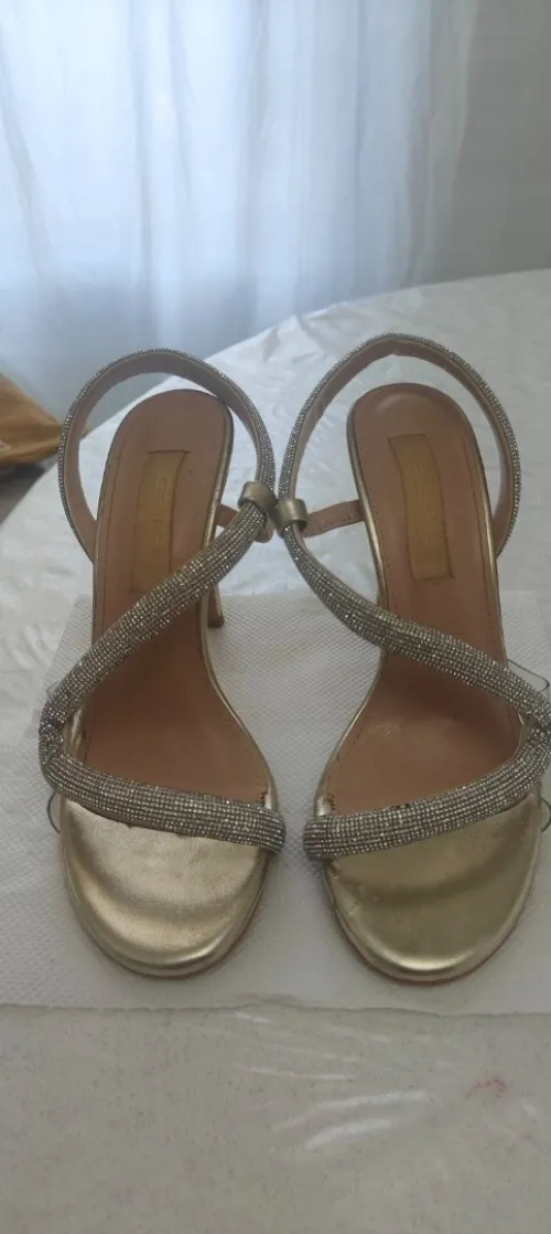 Vêtements pour fête 