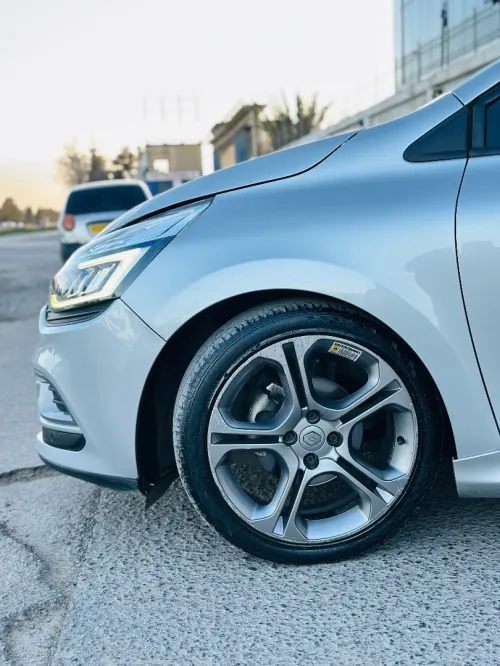 Renault Clio 4 2018 GT Line +