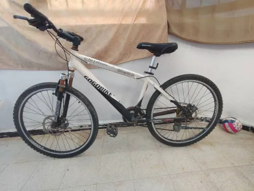 3 Vello à vendre