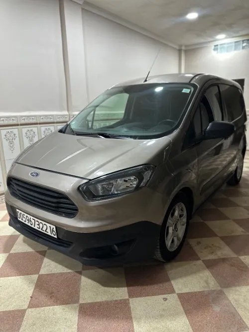 Ford Transit 2022 Courier
