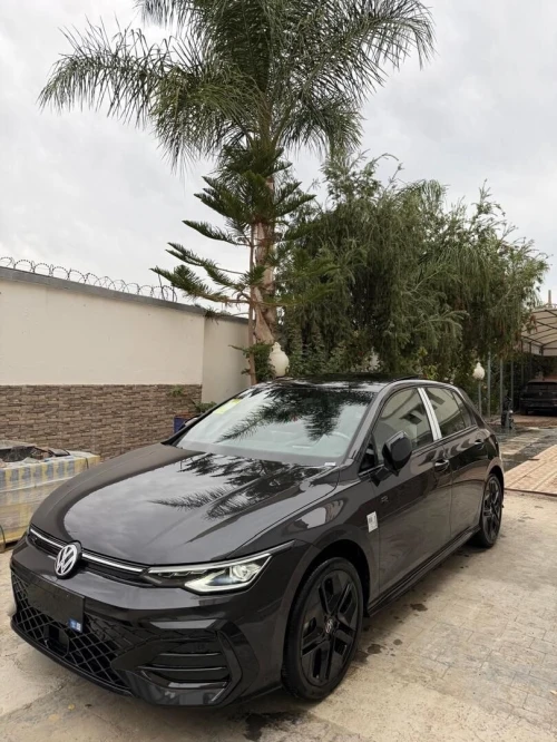 Volkswagen Golf 8 2025 R Black Edition 