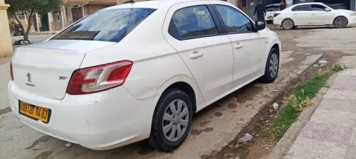 Peugeot 301 2014 Fennec