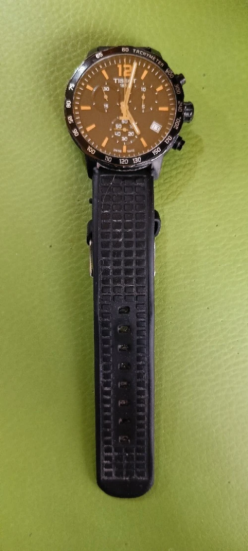 Montre Tissot originale pour homme avec certificat de garantie internationale