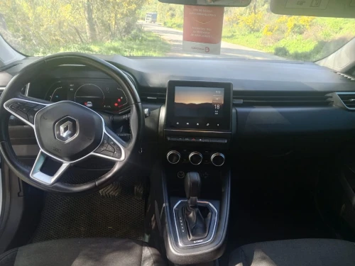 Renault Clio 5 2022 E TECH