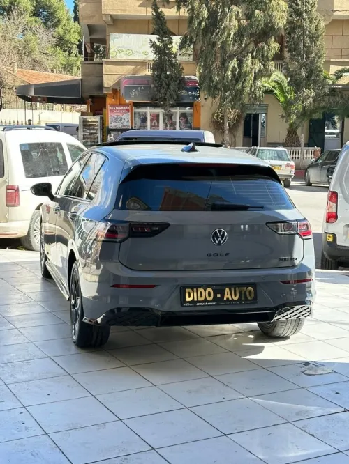 Volkswagen Golf 8 2025 R-Line