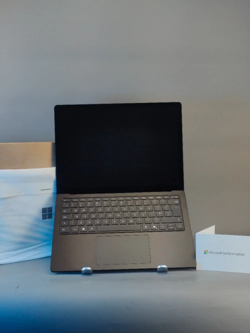 MICROSOFT SURFACE LAPTOP 6 MODEL 2033  Ultra 7 165H 16gb lpddrx5 512gb ssd écran 13,5" tactile