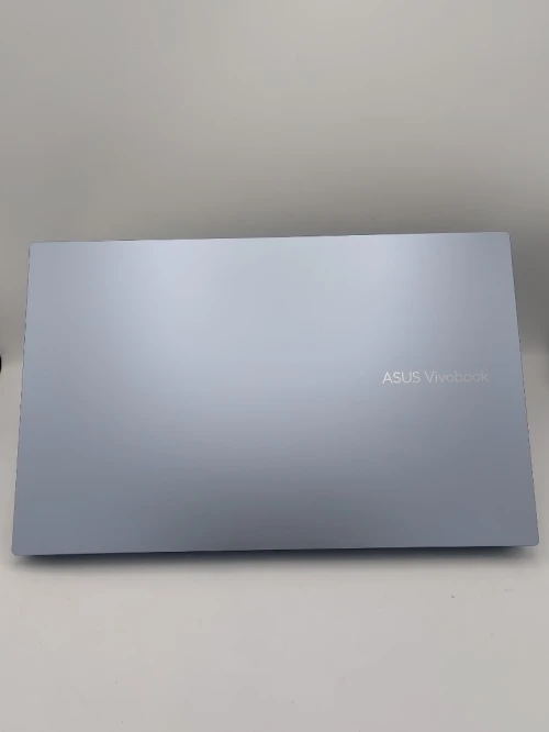 Asus Vivobook 17 Ryzen 5 5600H 8 Go DDR4 512 Go SSD 17 pouces AMD Radeon Graphics