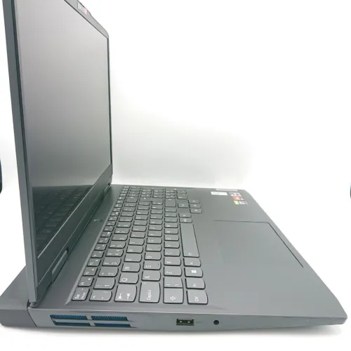 Lenovo IdeaPad Gaming 3 15ARH7 Ryzen 5 6600H  8 GB DDR5  512 GB SSD NVIDIA RTX 3050 15.6" FHD 120hz