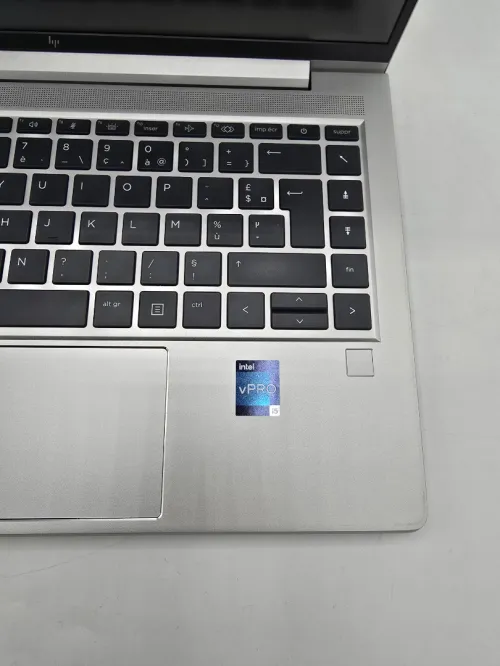 HP ELITEBOOK 640 G9