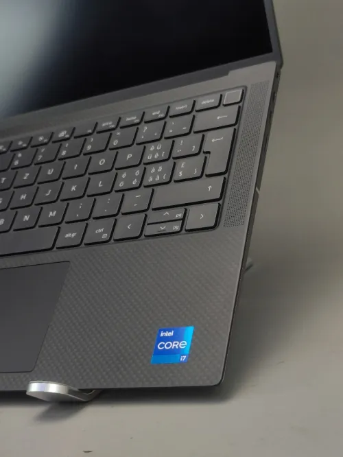 DELL PRÉCISION 5480 WORKSTATION i7 13800H rtx ada 2000 RAM 32gb lpddrx5 1tb SSD écran 14 FHD+