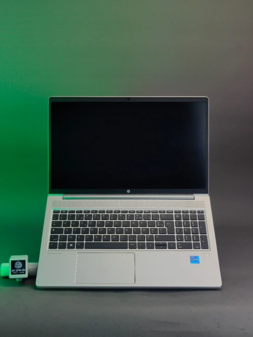 HP Probook 450 G10 i7-1355u 16gb RAM SSD 512gb écran 15,6"