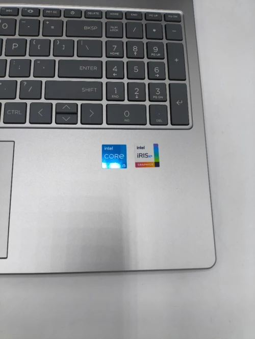 HP 15 i5 1235U 12TH GEN 12GB 512G SSD 15.6 FULLHD TACTILE WIN 11 NEUF 