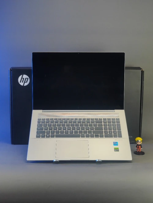 HP ENVY LAPTOP 17 I7 1355U RTX 3050 16GB RAM SSD 512GB ÉCRAN 17,3"