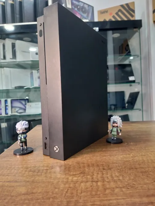 XBOX ONE X bon état