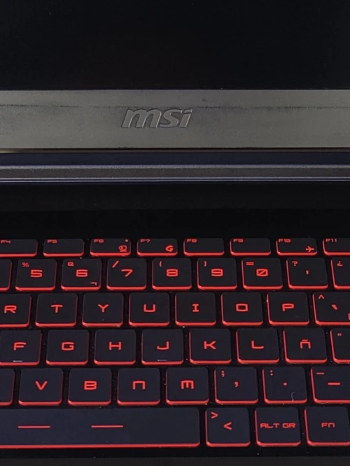 MSi katana gf66 i7-12700h rtx 3050ti 16gb RAM 512gb SSD écran 15,6" 144hz