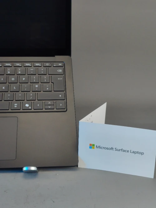 MICROSOFT SURFACE LAPTOP 6 MODEL 2033  Ultra 7 165H 16gb lpddrx5 512gb ssd écran 13,5" tactile