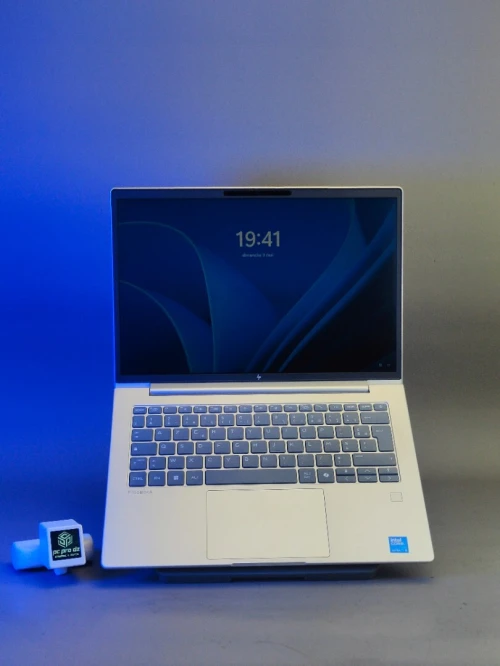HP ELITEBOOK 6 G1I 14 ULTRA 5 235U 16GB DDR5 512GB SSD  écran 14"
