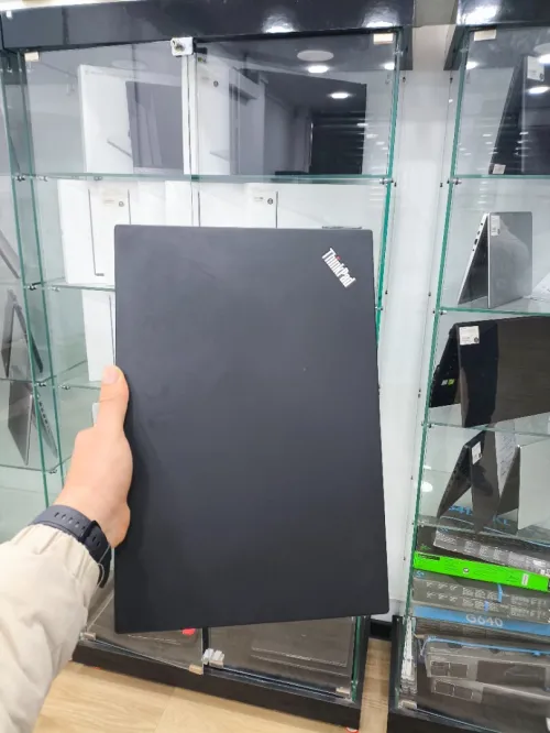 THINKPAD T15S WORKSTATION i7-10610U vPro 10th Generation/16G/512G SSD/NVIDIA QUADRO P520/15.6 FHD