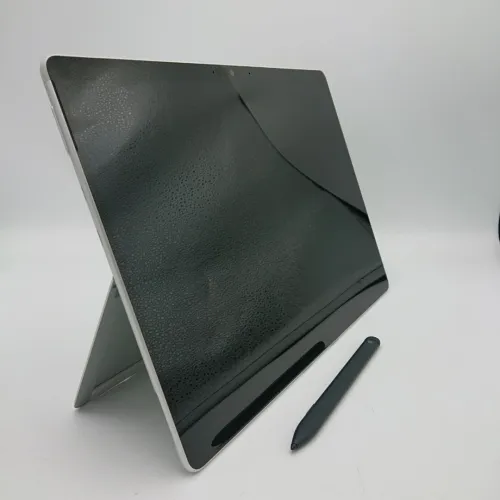 Microsoft Surface Pro X (LTE) Microsoft SQ 2 16 Go LPDDR4x 256 Go SSD 13 pouces 2880x1920 tactile
