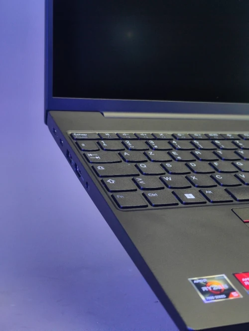 LENOVO THINKPAD E16 GEN 1 RYZEN 5 7530U 16GB RAM 512GB SSD ÉCRAN 16" WUXGA