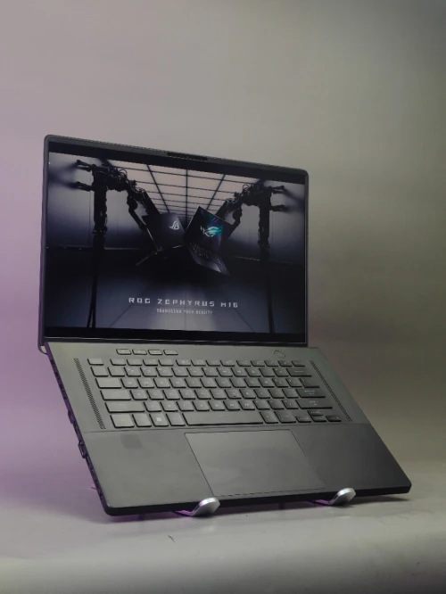 ROG ZEPHYRUS M16 I9-12900H RTX 3080TI RAM 32GB DDR5 SSD 2TB ÉCRAN 15,6" QHD 240Hz