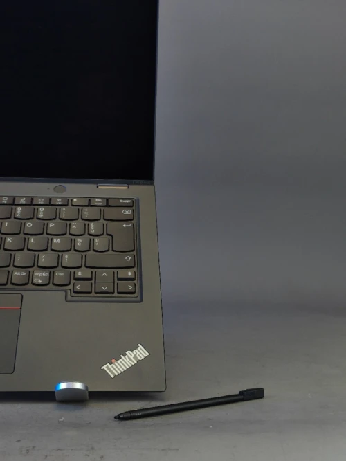 Thinkpad l13 2in1 gen 5 ultra 5 125u 16gb RAM lpddrx5 SSD 512gb écran 13,3" tactile + stylet