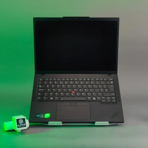 Lenovo Thinkpad p15s gen 2 i5-1145g7 NVIDIA t500 16 gb RAM 512gb SSD ÉCRAN 15,6" FHD