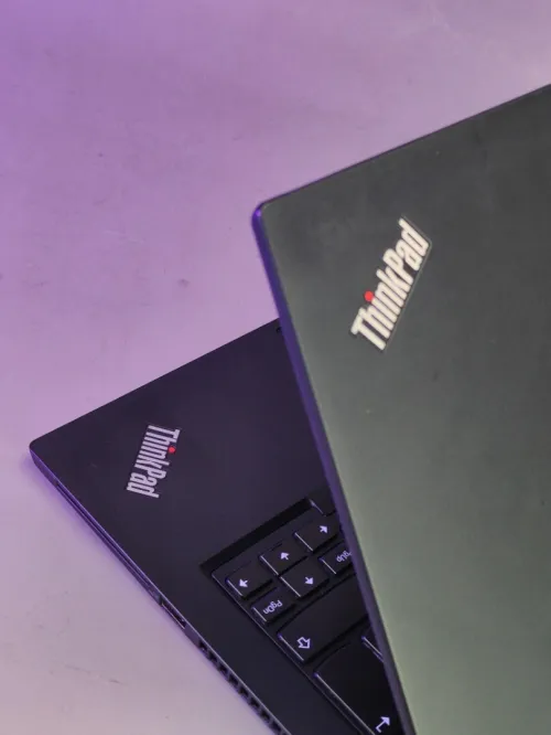 LENOVO THINKPAD P14S GEN 2 MODEL 20VX  i7 1165G7 RAM 24gb SSD 1tb ÉCRAN 14" tactile