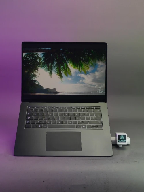 Microsoft surface laptop 7 ultra 7 268v 32gb RAM DDR5 512gb SSD écran 15" 2K tactile