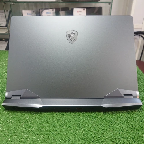 MSI GE66 Raider 10SGS-452FR  i7-10875H 16GB DDR4  01 To SSD 15.6" 1920x1080 300Hz RTX 2080