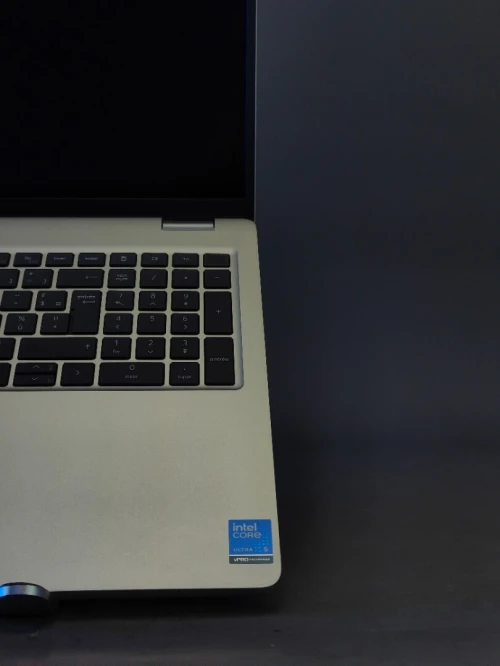 DELL  PRO 16 PLUS ultra 5 235u  16gb ddr5 SSD 512gb écran 16"
