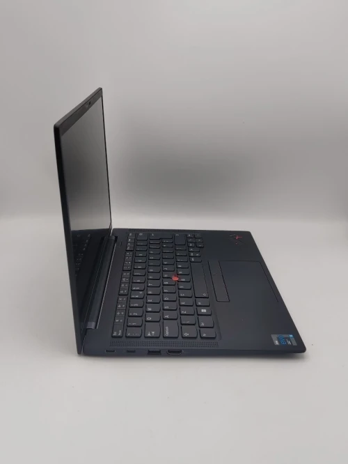  Lenovo Thinkpad X1 Carbon Gen 9 i5 1135G7 vPro 16GB LPDDR4 256Go SSD PCIe 14.0 WUXGA