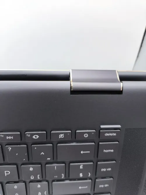 HP SPECTRE X360 2 IN 1 16 INCH I7 1260P EVO 32G LPDDR5X 1T NVME INTEL ARC A37OM 16 UHD+ OLED TACTILE