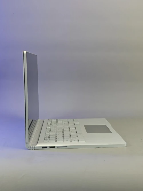 Microsoft Surface book 3 i7 1065g7 ftx 1650 16ram stockage 256 SSD écran 13,5 tactile détachable