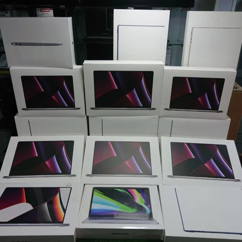 Macbook pro 16" M2 MAX 32g 1To