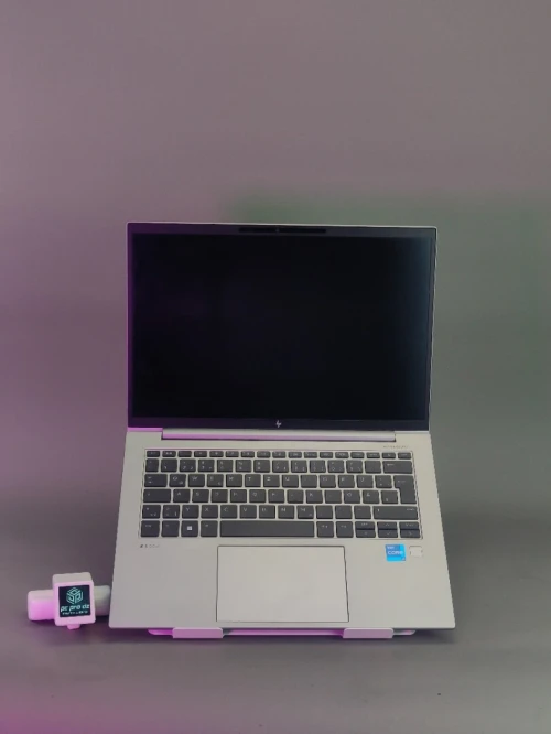 HP ZBOOK FIREFLY 14 G9 I7-1255U NVIDIA T550 16GB RAM  DDR5 512GB SSD ÉCRAN 14" WUXGA