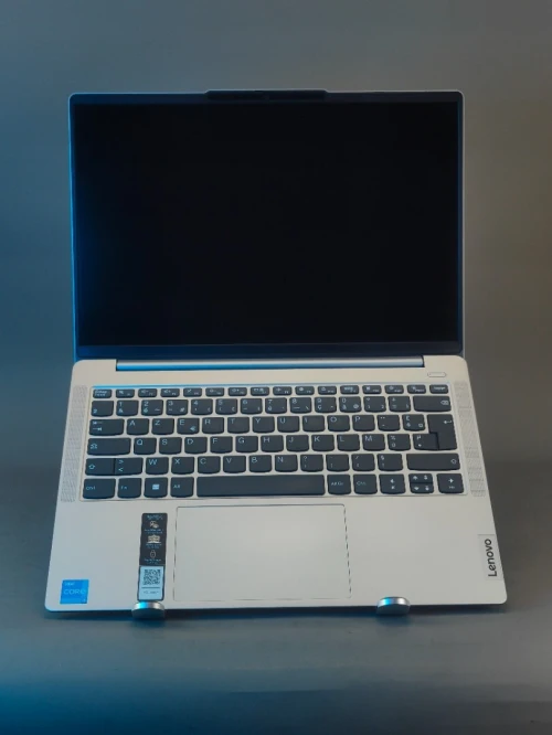LENOVO IDEAPAD SLIM 5I 14IRL8 i5 13420H RAM 8gb ddr5 SSD 512gb écran 14"