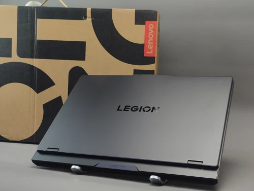 LENOVO LEGION 5 PRO ULTRA 7 255HX RTX 5060  RAM 16GB DDR5 SSD 1TB ÉCRAN 16" OLED