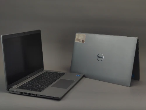 DELL LATITUDE 5430 I5 1235U RAM 8gb stockage 256gb  SSD  écran 14"