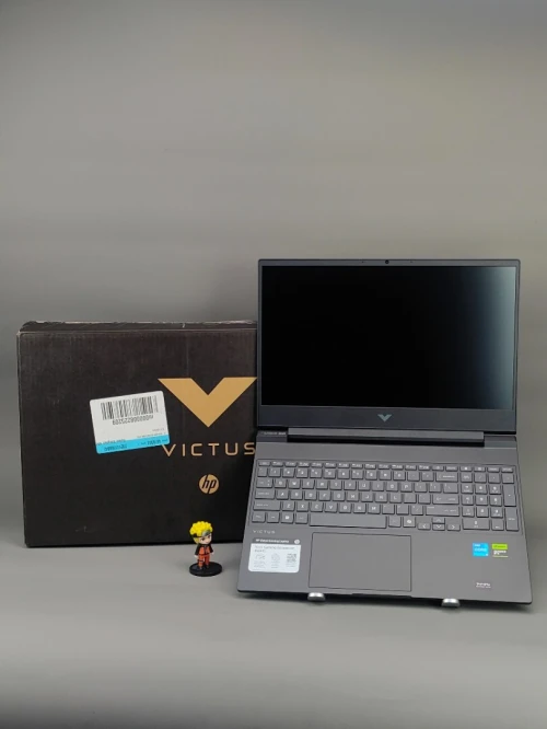 HP VICTUS 15  I5 13420H RTX 3050 16GB DDR4 512 GB SSD ÉCRAN 15,6"